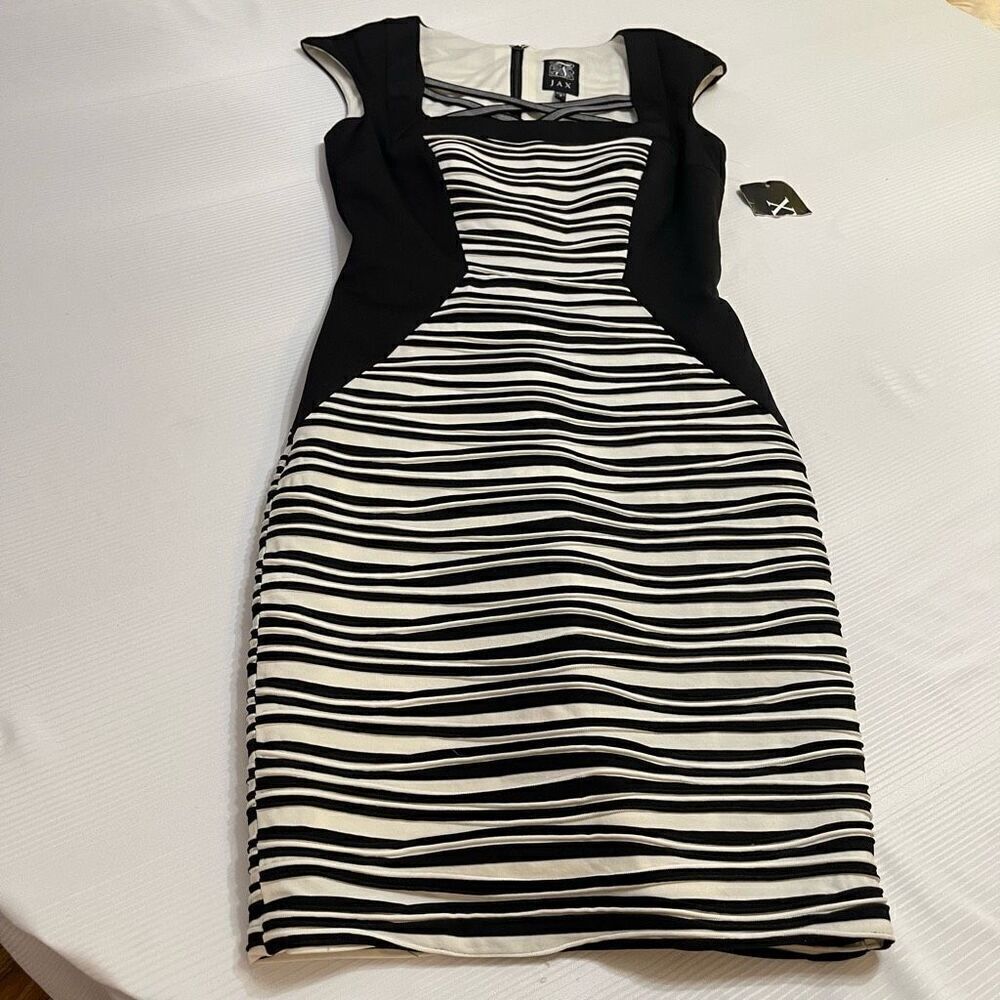 NWT JAX Black White Stripe Dress Size 4 New